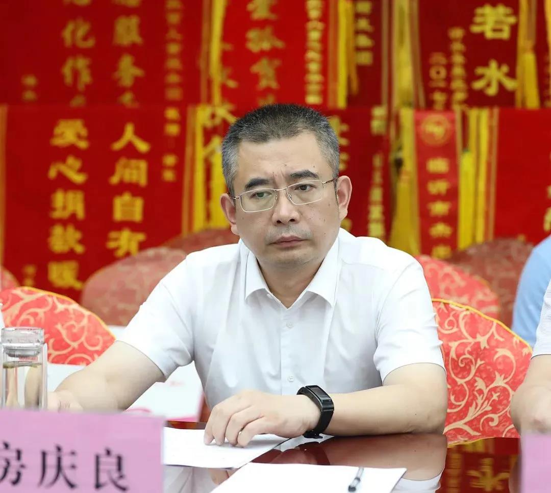圖19.jpg