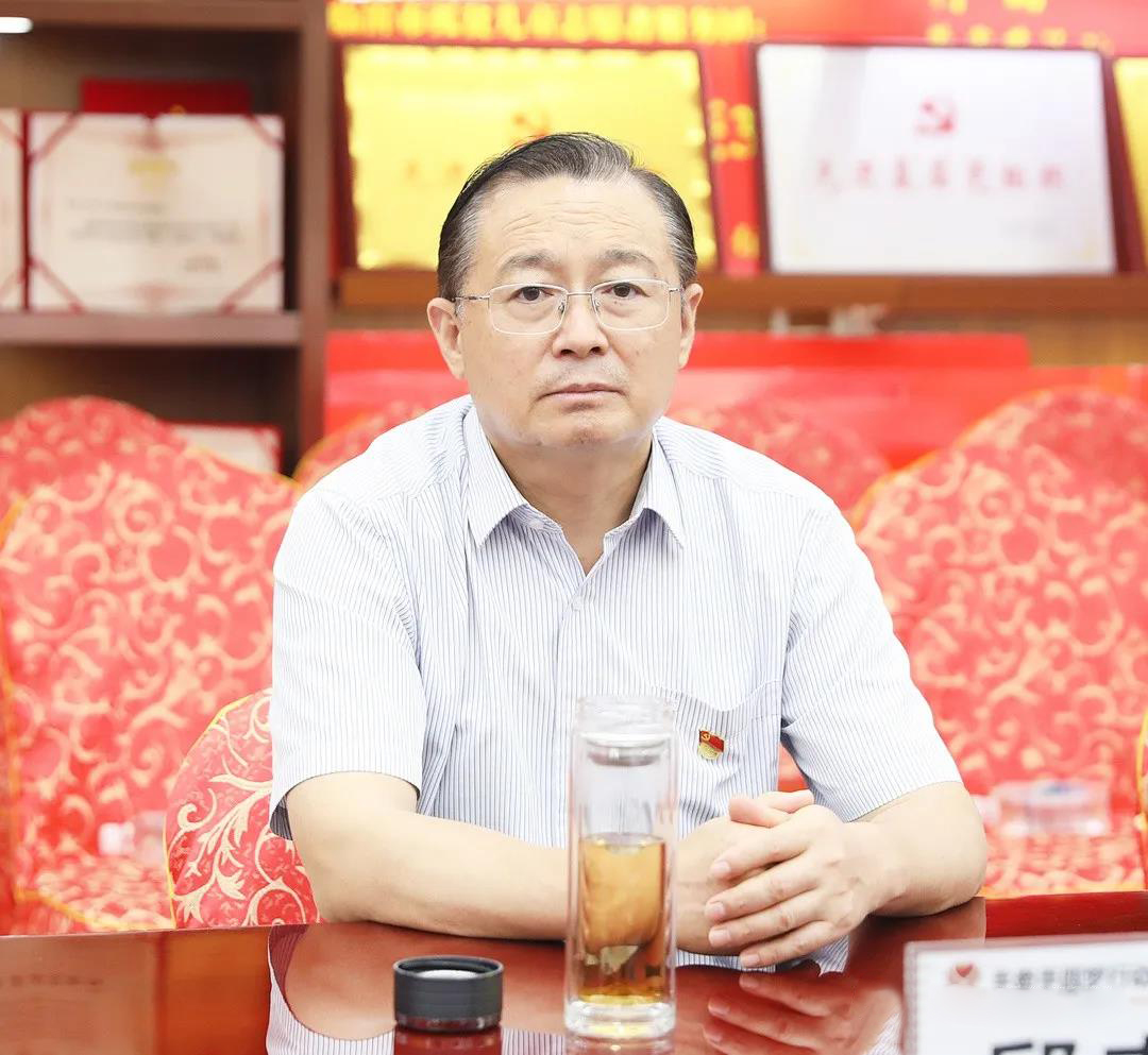 邱志亮.jpg